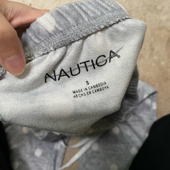 Fuzzy pajama pants with white polka dots - Picture 2 of 2